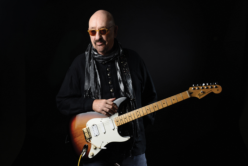 Dave Mason by Chris Jensen
