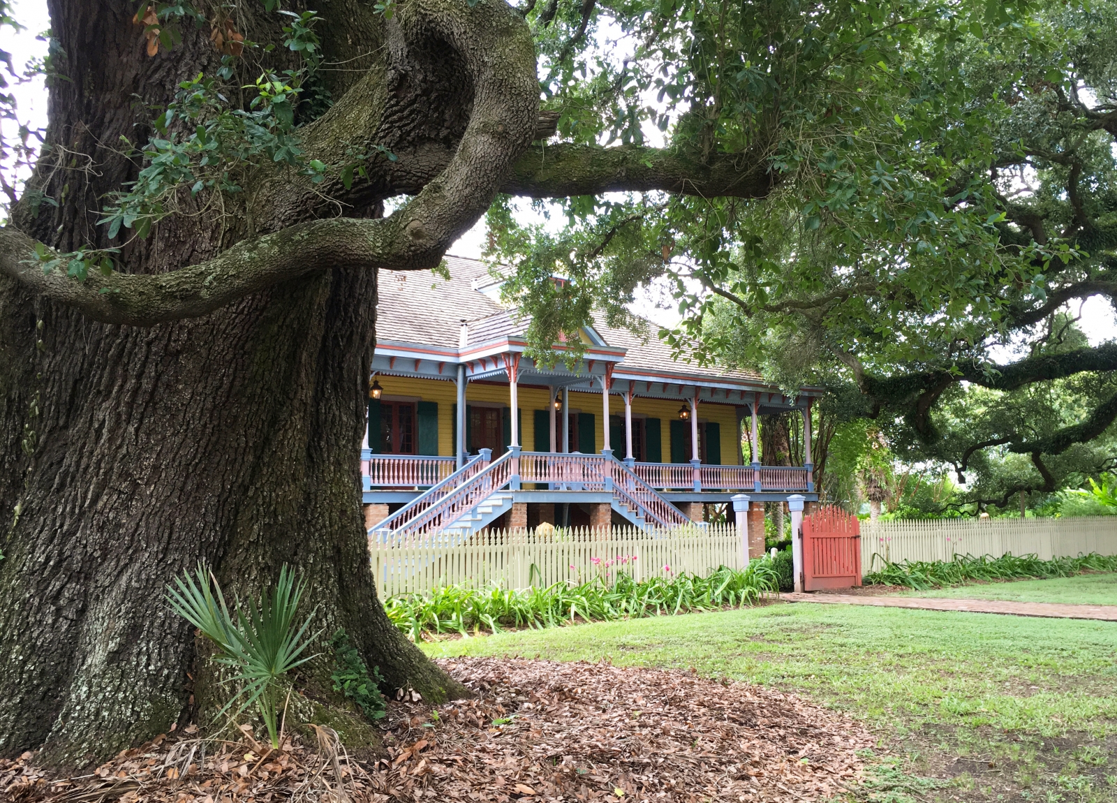 The plantation house at Laura was built in 1805 in typical French Creole style.