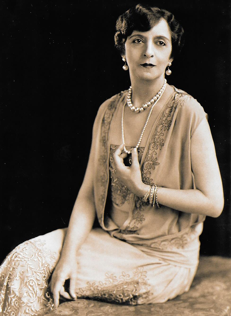 Aida Johnson, the first lady of the house, kept an electric car in the carriage house stall that had been built for a horse.