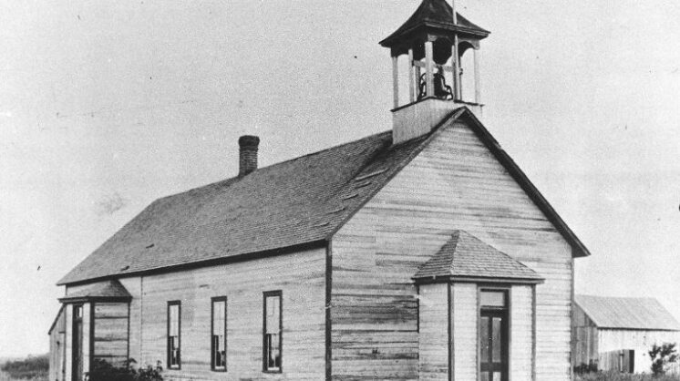 An early picture of the 1889 Territorial Schoolhouse.