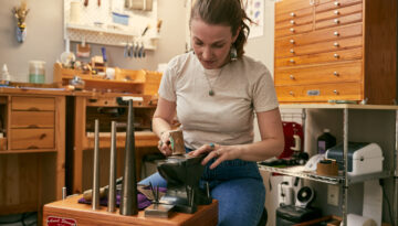 Jewelry maker Heather Swearingen crafting sterling silver jewelry