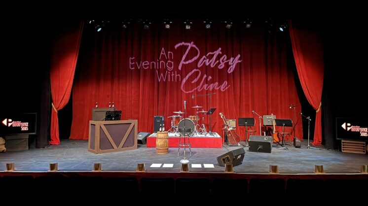 A set stage for the Patsy Cline show at The Pollard Theatre.