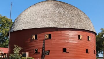 arcadia round barn